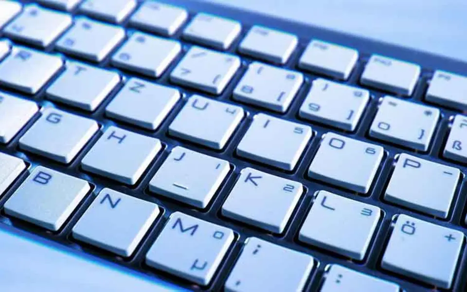 Nahaufnahme einer PC-Tastatur