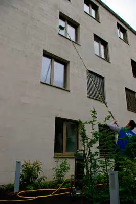 Fensterreinigung mit einer Reinwasseranlage