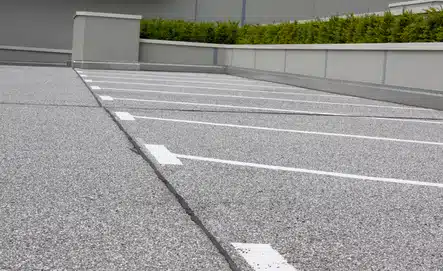 gereinigte Außenfläche, Parkplatz - Außenreinigung München
