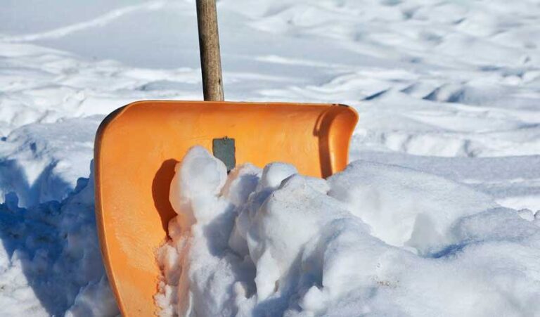 Winterdienst und Hausmeistertätigkeit für Hausverwaltung in München